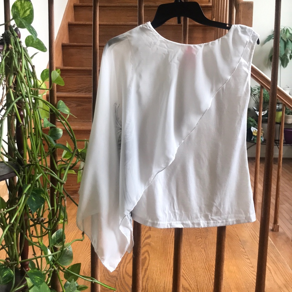 Blouse - Picture 2 of 3